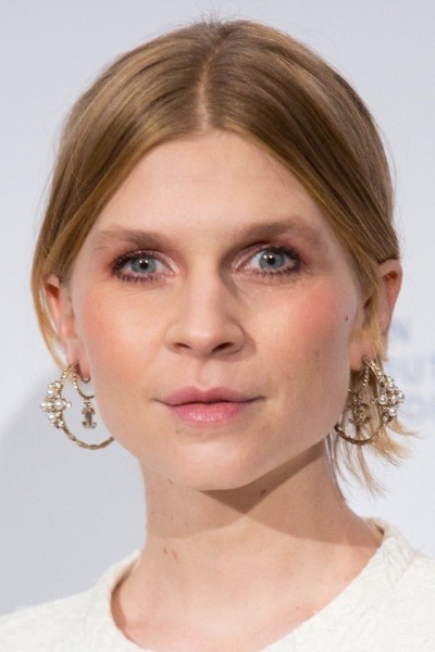 Clémence Poésy profile image