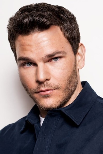 Josh Helman profile image