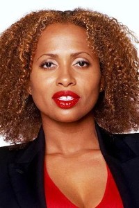 Lisa Nicole Carson as Sylvia in Life (04/1999)