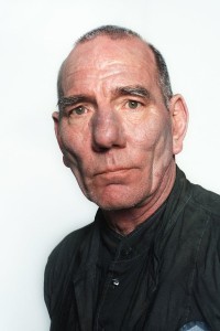 Pete Postlethwaite as David in Alien³ (05/1992)