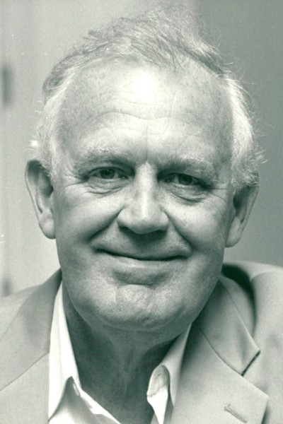 Joss Ackland profile image