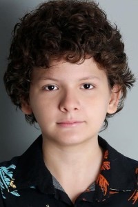 Enzo Diniz as Manduca in Season 1 (08/2022)