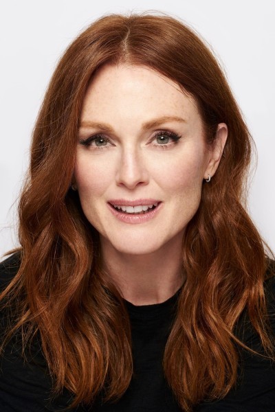 Julianne Moore profile image