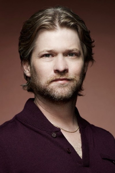 Todd Lowe profile image