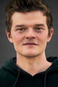 Robert Aramayo as Elrond in Specials (09/2022)