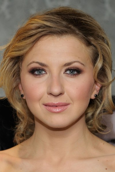 Nina Arianda profile image