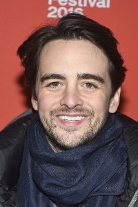 Vincent Piazza as Vince Antonacci in Season 1 (11/2022)