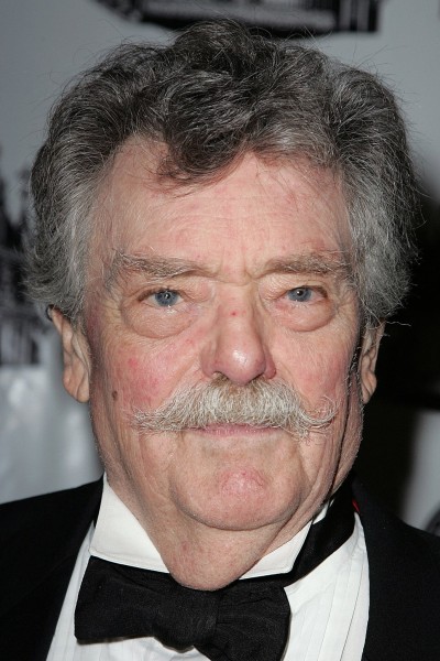 Bernard Fox profile image