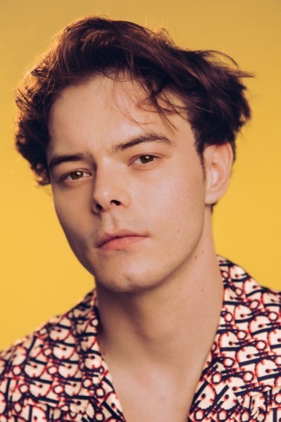 Charlie Heaton profile image