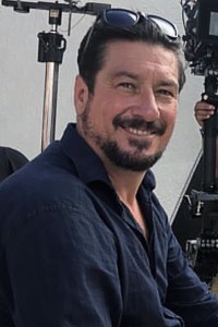 Mannie Ferreira as Additional Camera in District 9 (08/2009)