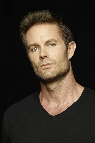 Garret Dillahunt profile image