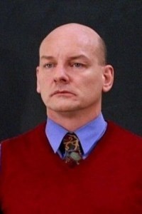 Les Porter as Chemistry Teacher in Mean Girls (04/2004)