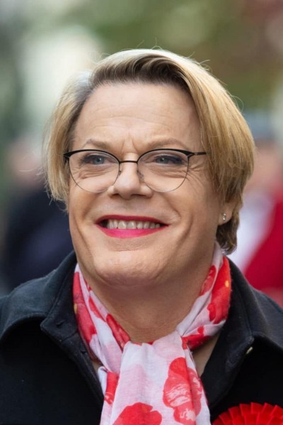 Eddie Izzard profile image