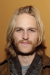 Wyatt Russell as Ed Burton in Shimmer Lake (06/2017)