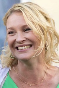 Joanna Page as Bethan Stubbins in Dolittle (01/2020)