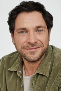 Patrick Labbé as Hicks in To Catch a Killer (04/2023)