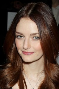 Lydia Hearst as Liz in Slayers (10/2022)