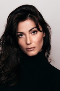 Elysia Rotaru as Headset Voice (voice) in Kate (09/2021)