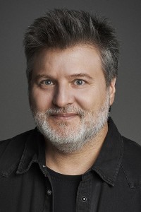 Gastón Duprat as Producer in Season 1 (10/2022)