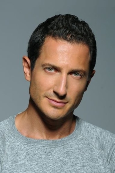 Sasha Roiz profile image