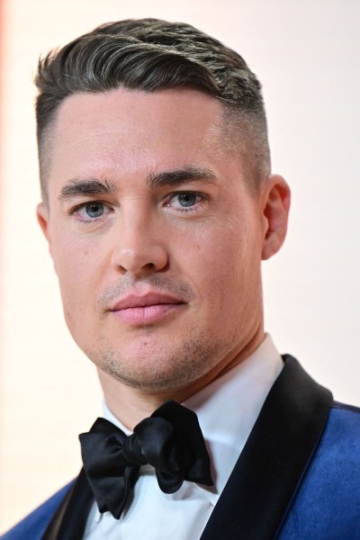 Alexander Dreymon profile image