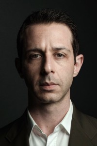 Jeremy Strong as Matthew in The Gentlemen (01/2020)