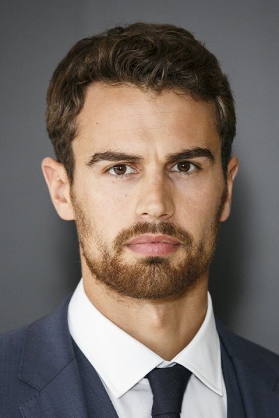 Theo James profile image