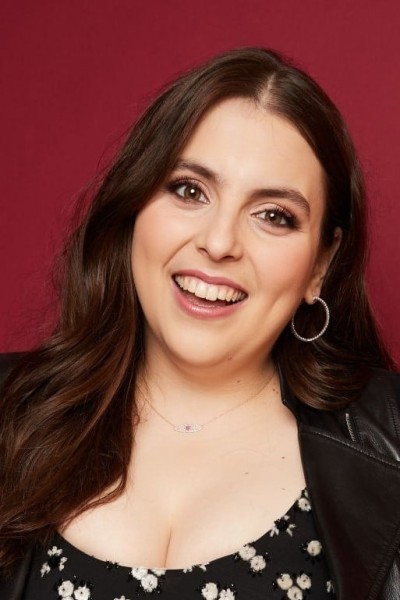 Beanie Feldstein profile image