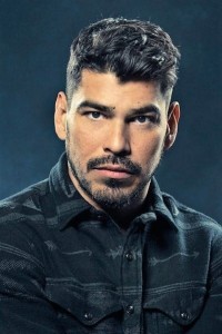 Raúl Castillo as Cop in Knives Out (11/2019)