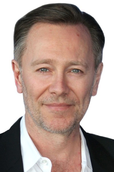 Peter Outerbridge profile image