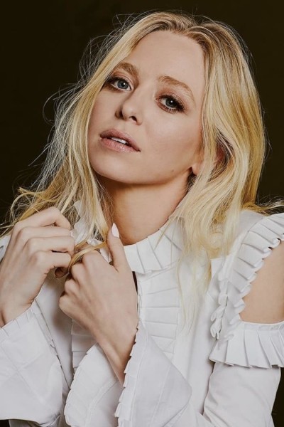 Portia Doubleday profile image