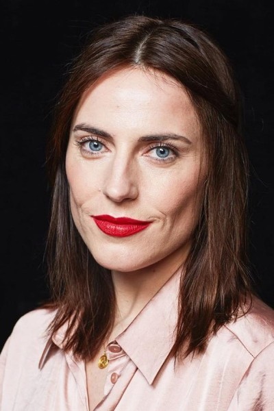 Antje Traue profile image