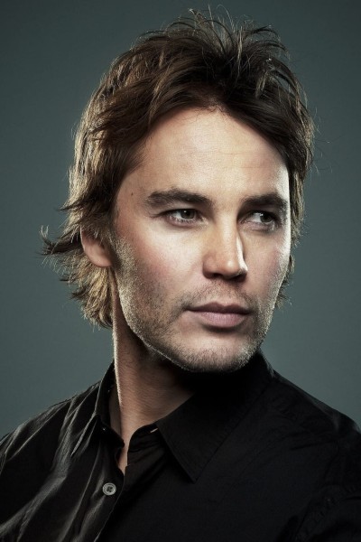 Taylor Kitsch profile image