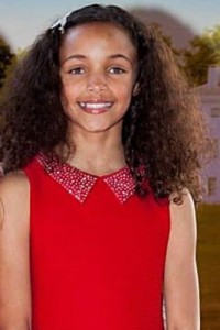 Timia Julien-Box as Little Girl in Beauty and the Beast (03/2017)