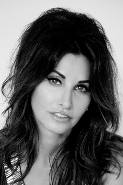 Gina Gershon profile image