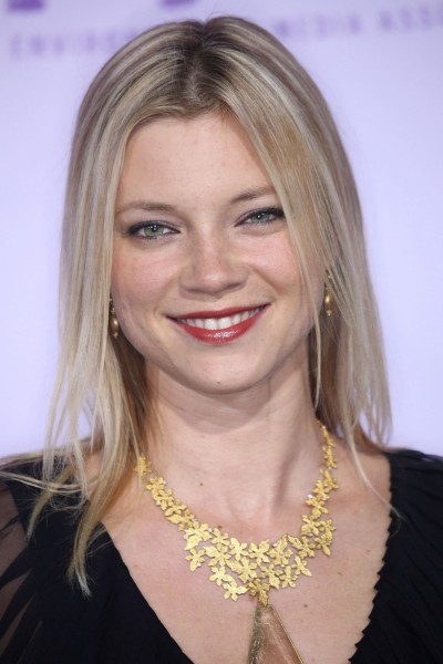 Amy Smart profile image