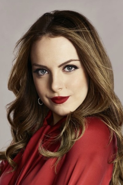 Elizabeth Gillies profile image