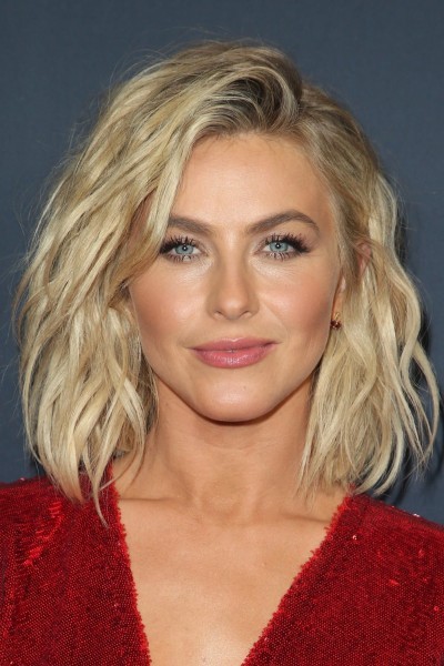 Julianne Hough profile image