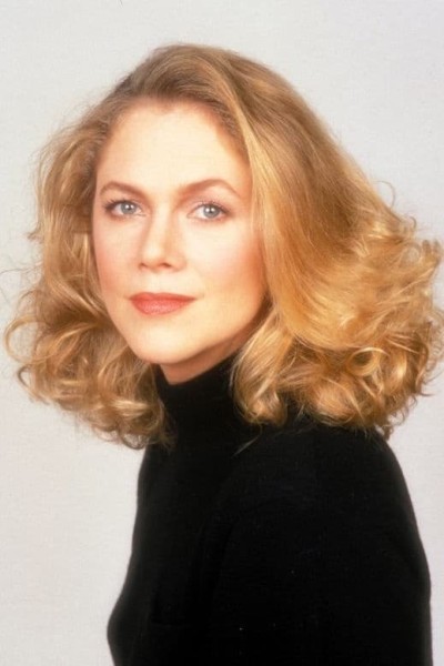 Kathleen Turner profile image