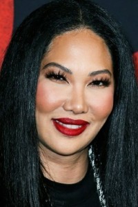 Kimora Lee Simmons as Hairstylist in Season 1 (07/2016)