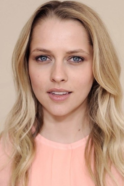 Teresa Palmer profile image