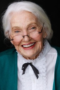 Fiona Hale as Old Woman in Minority Report (06/2002)