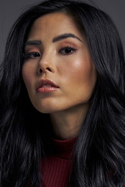 Anna Akana profile image