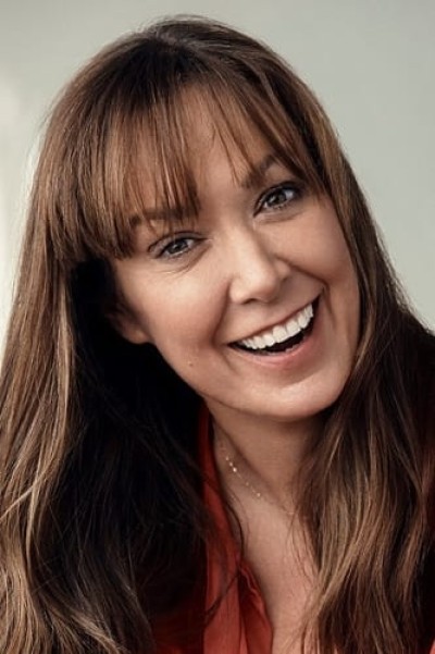 Elizabeth Marvel profile image