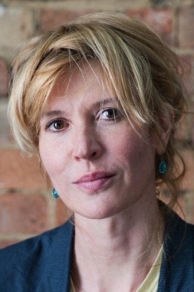 Julia Davis profile image