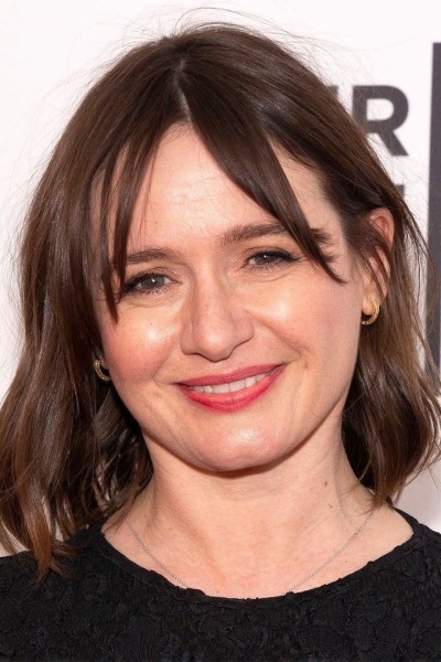 Emily Mortimer profile image