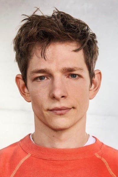 Mike Faist profile image