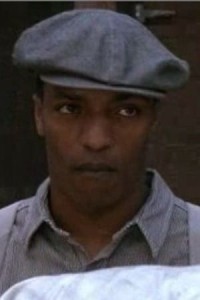 Cornell Wallace as Laundry Leonard in The Shawshank Redemption (09/1994)