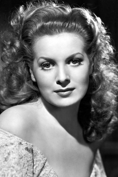 Maureen O'Hara profile image