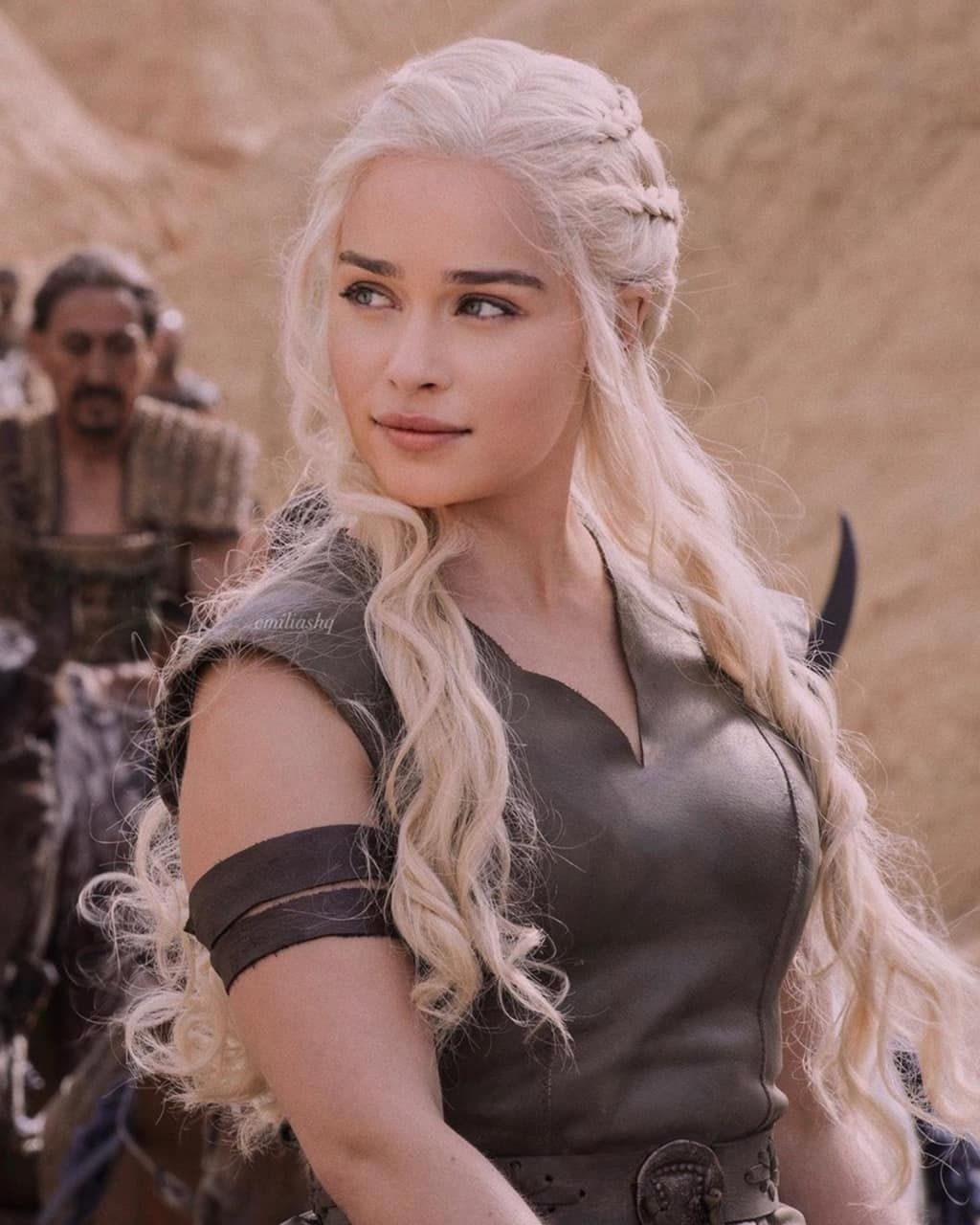 Emilia Clarke as Daenerys Targaryen in Game of Thrones (04/2011)